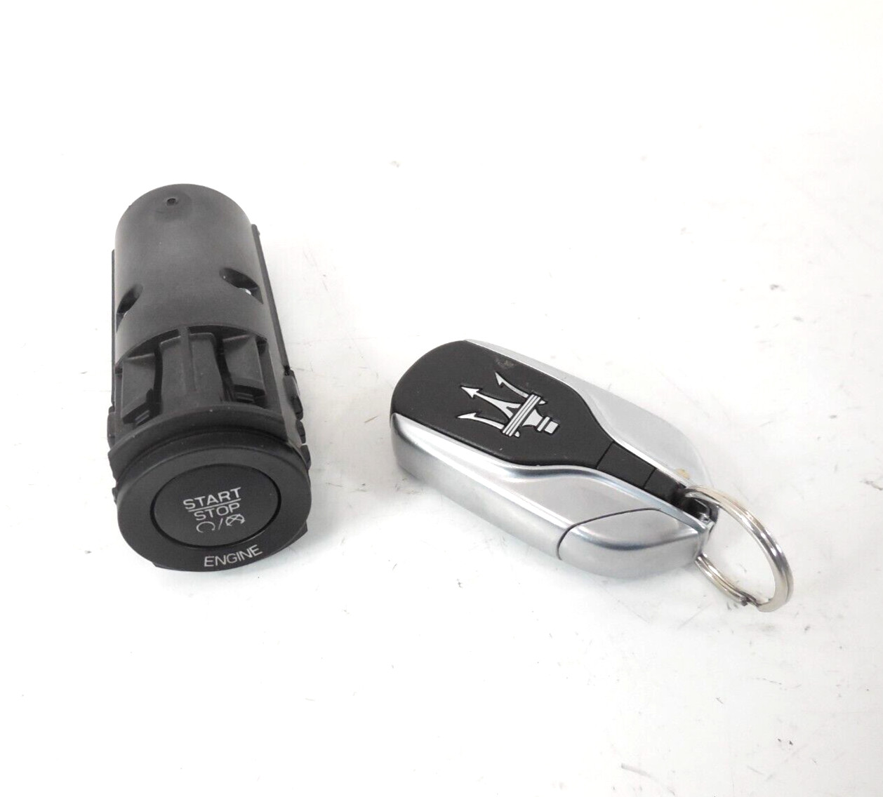 2017 17 Maserati Ghibli Ignition Control Start Stop Switch W/ Key Fob OEM