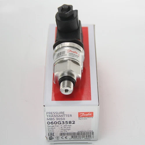 1PCS NEW DANFOSS 060G3582 Pressure Transmitter Fast Ship#QW - Picture 1 of 3