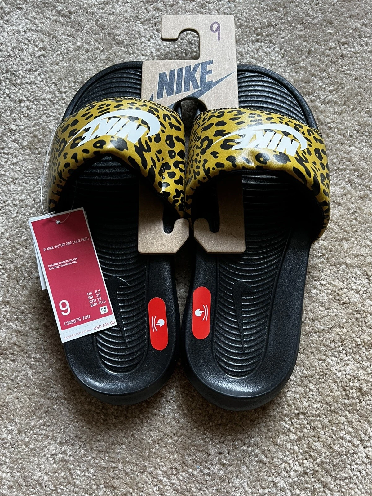 NUOVI SANDALI NIKE Victori One Sport donna stampa leopardata slide taglia 9 pantofole