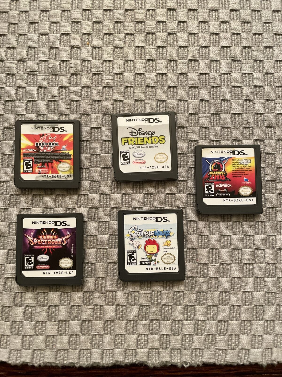 Nintendo DS Game Bundle