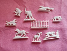 9 teilig Hausser Elastolin Figuren Tiere  Kunststoff wei&szlig; unbemalt