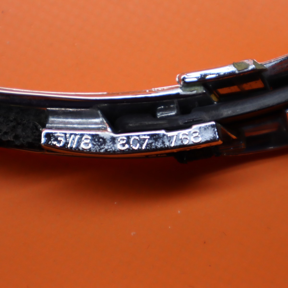 BENTLEY GT HEADLIGHT CHROME RIGHT INNER 2004 2005 2006 2007 2008 2009 3W8807768