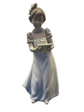 Vintage Lladro Porcelain Figurine 5429 Girl with Cake Pink Sleeves Glossy Spain