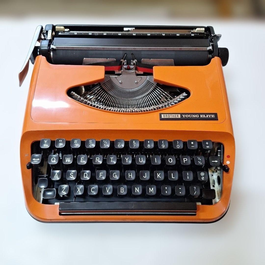 BROTHER YOUNG Typewriter 本体 Brother Young Elite Typewriter Retro Vintage Antique Orange W