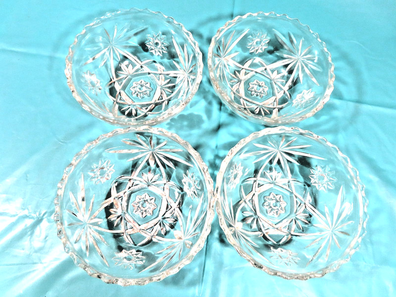 Early American Prescut Star Of David Set Of 4 Scalloped Edge 5 3/4'' Wide 2 1/4'