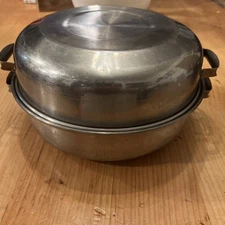 Solar Sturges Permanent Round Roaster/Pot With Lid 10”