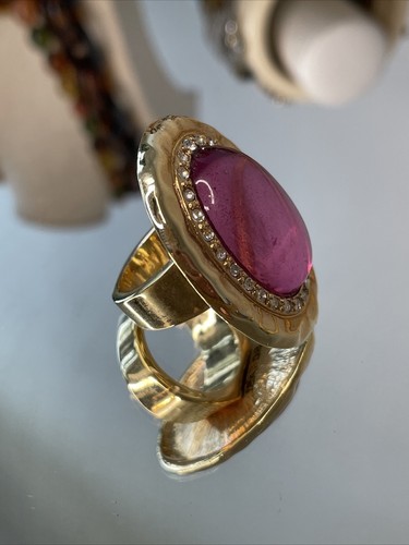Arnold Scaasi Chunky Gold Tone Cocktail Ring Pink Cabochon Rhinestones Size 7 - Picture 8 of 9