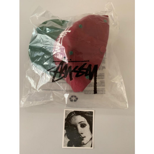STUSSY Cap LOW PROFILE BIG BASIC SNAPBACK Color:MAROON One