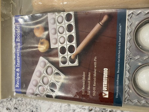Vintage Vitantonio Ravioli Maschine Brandneu mit Nudelholz versiegelte Verpackung - Bild 2 von 3