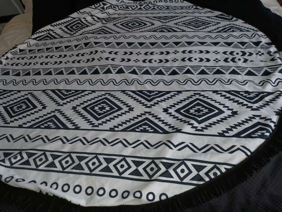 DSW Black White Aztec Print Beach Blanket Table Cover 62" round fringed vtg - Image 2 of 4