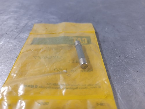 Caterpillar 10 Ampere Fuse 9Y-6027 - Picture 3 of 3