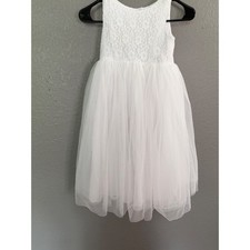 Davids Bridal Girls White Lace and Tulle Flower Girl Dress Size 5 Formal Wedding