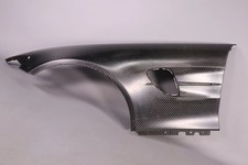 Mercedes AMG GT4 Kotflügel links Carbon A1908816900 A1908808501 NEU Lagerspuren Mercedes AMG GT4 Kotflügel links Carbon A1908816900 A1908808501 NEU Lagerspuren