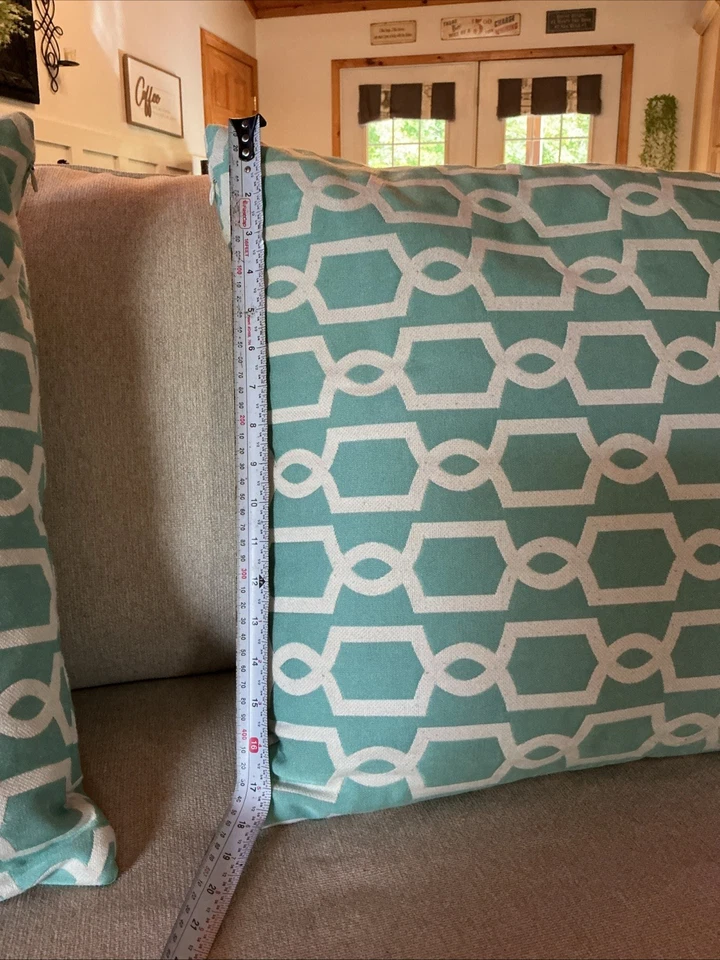 Juego de dos almohadas decorativas 18x18 Foto 3 de 4