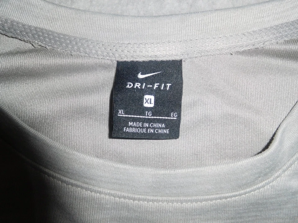 Camisa de baloncesto Nike USA para hombre extra grande gris Dri-FIT manga larga Foto 2 de 4