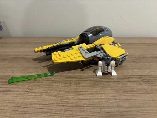 LEGO Star Wars Anakin's Jedi Interceptor 75038. Complete Build With R2D2.
