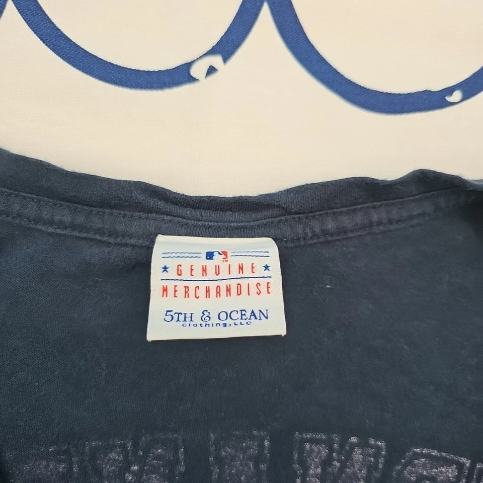 Camiseta Seattle Mariners Felix Hernandez Damas Cuello en V Por 5th & Ocean Talla L Foto 3 de 4