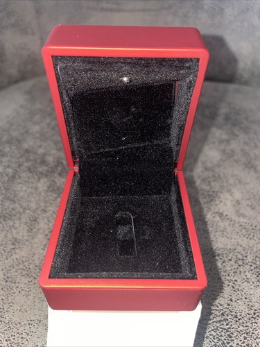 Luxury Velvet Jewelry Box LED-Lighted Women Gifts Anniversary, Wedding, Birthday - Picture 2 of 6