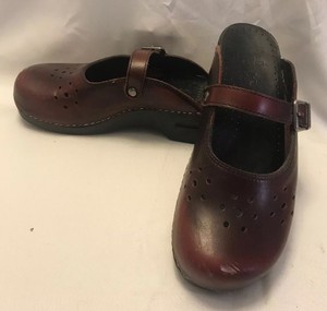 dansko shoes size 40