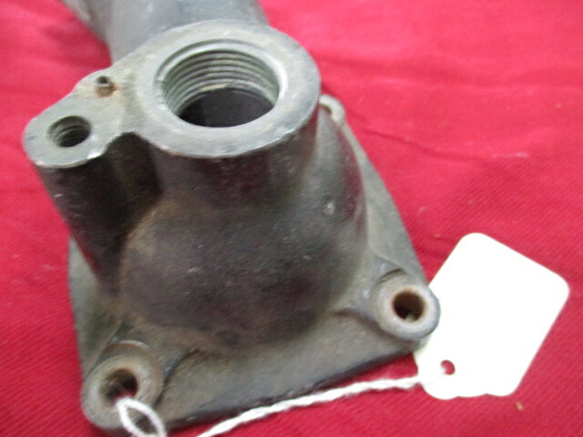 Rolls Royce Silver Spur, Spirit, Bentley Eight, Mulsanne thermostat cover outlet
