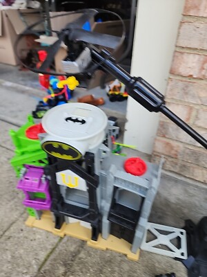 Fisher Price Imaginext Batcave DC Super Hero Flight City
