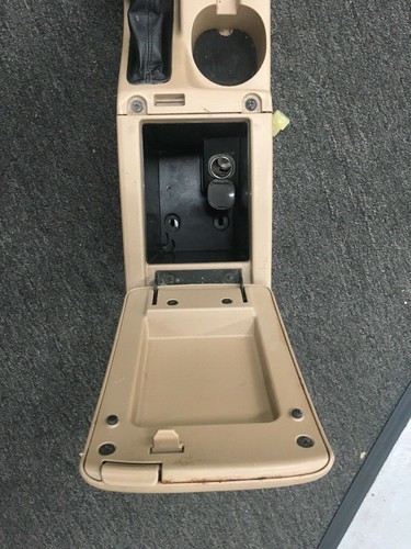 2003-2005 SUBARU FORESTER 2.5 A/T Front Center Console w/ Armrest Beige OEM - Picture 12 of 12