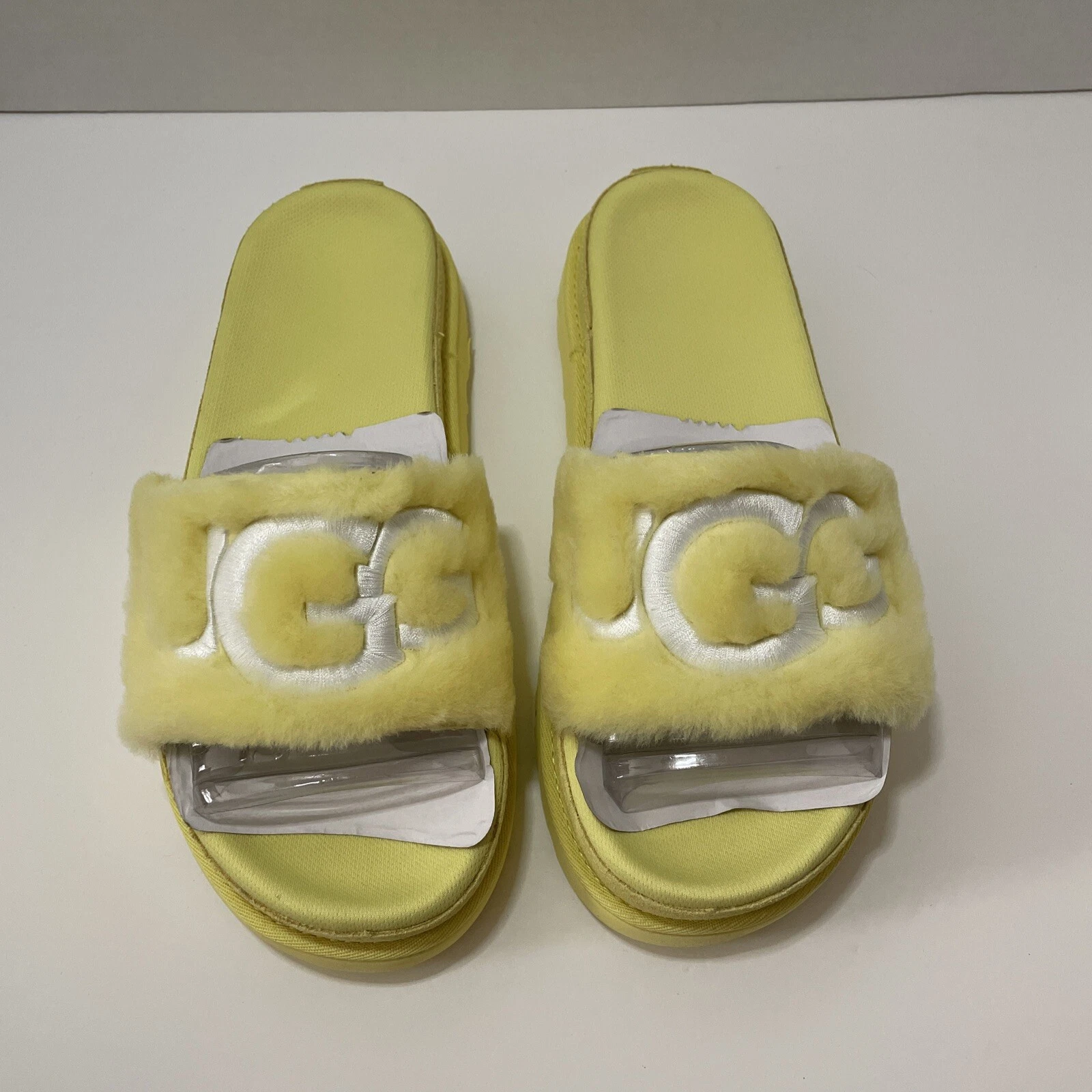 Sandali nuovi con scatola Ugg Australia Laton Fur Slides gialli plateau taglia 9