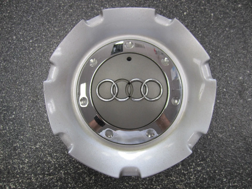 Audi S4 2007-2008 18" OEM tapa central plateada y carbón 8E0601165N 58810 - uno/1 Foto 3 de 4