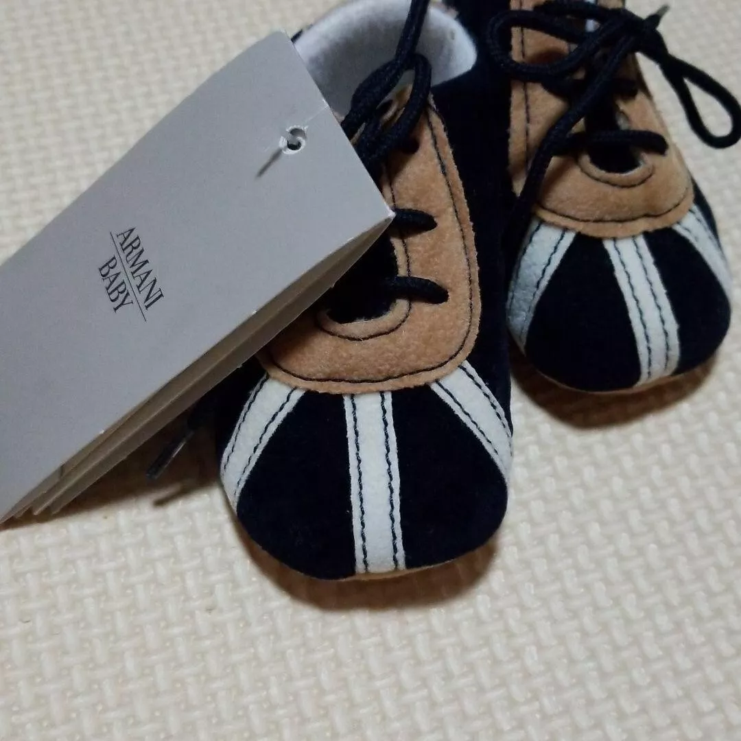 Baby hotsell armani shoes