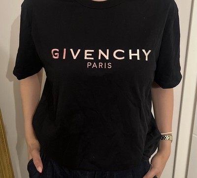 Givenchy T-Shirt / Gr. S/ Schwarz mit rosa gesticktem Logo