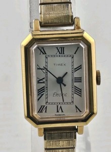 Authentic Timex Electric 10k Gold Plated Ladies Cocktail Watch Vintage 1981 Running