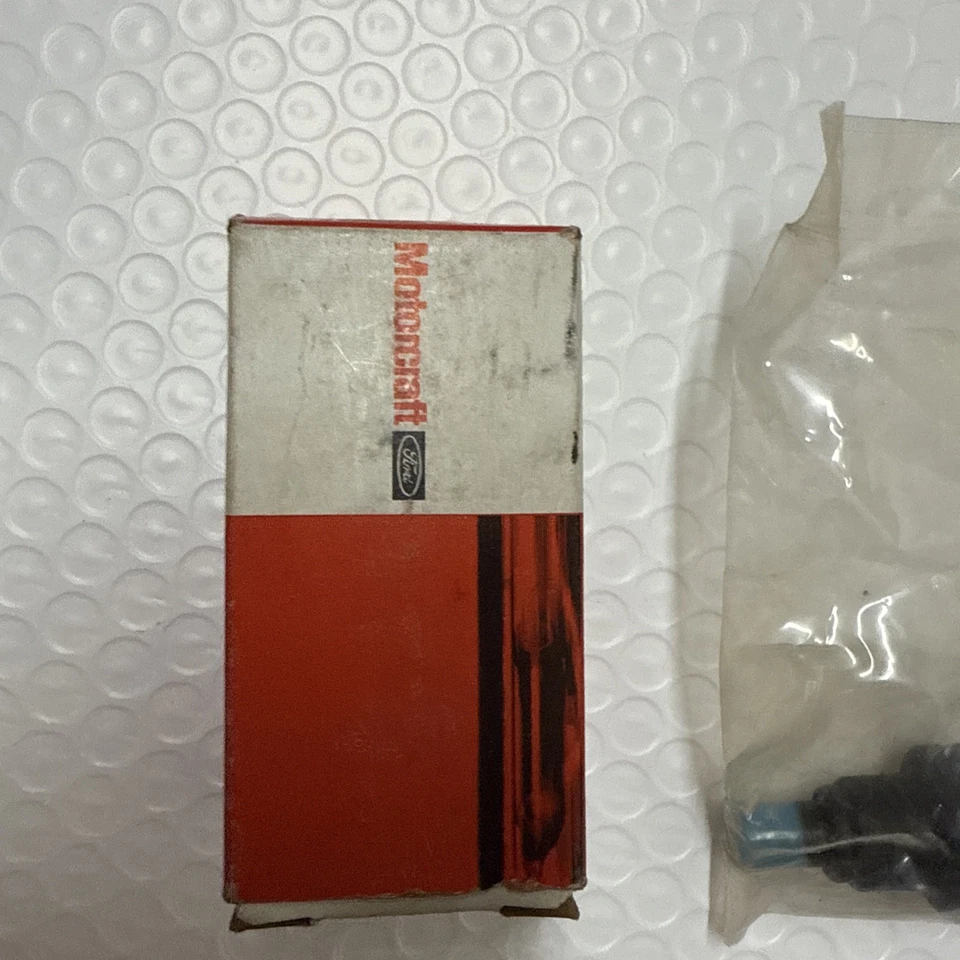 Inyector de combustible Motorcraft Ford CM-4623 para Ford Probe y Mazda 626 MX-6 1988-1989 Foto 3 de 4