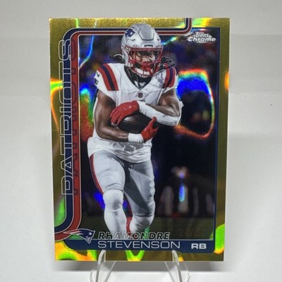 2025 Topps Chrome Rhamondre Stevenson #210 Gold Lava Refractor /50 - Patriots 🔥