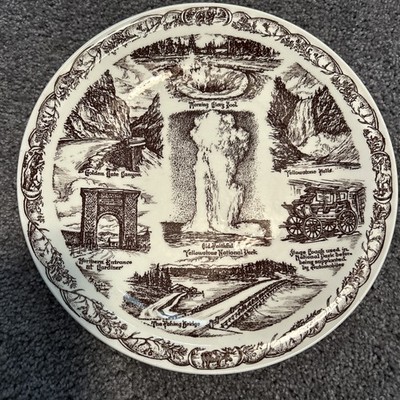 Vernon Kilns Yellowstone National Park Plate-Artist Signed  Orpha Klinker