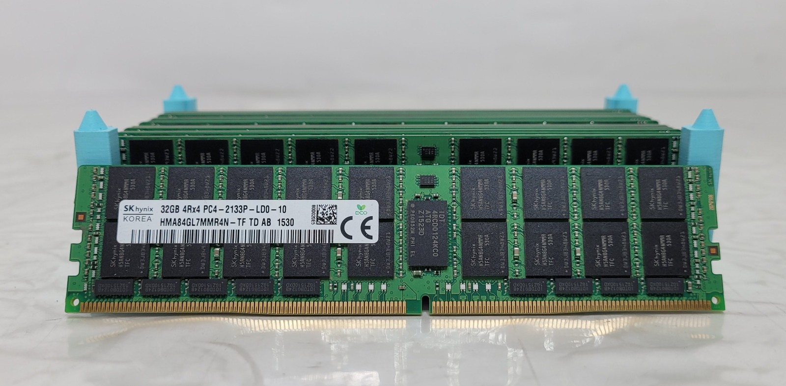 как выглядит 384GB 12 x 32GB Lot of 32GB SK hynix DDR4 ECC Registered Server RAM - LRDIMM фото