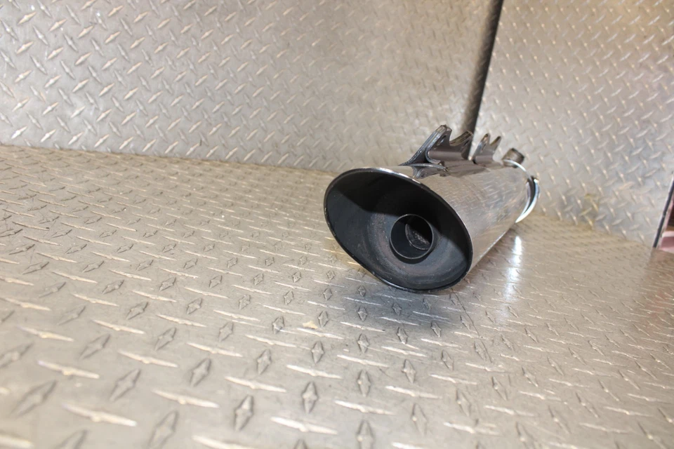 Suzuki VZ800 / M800 Marauder Exhaust Pipe Silencer Muffler Lower Sankei 2418 - Image 3 of 4