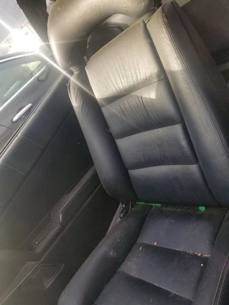 Assento dianteiro ALLANTE 1990 331049 - Imagem 2 de 4