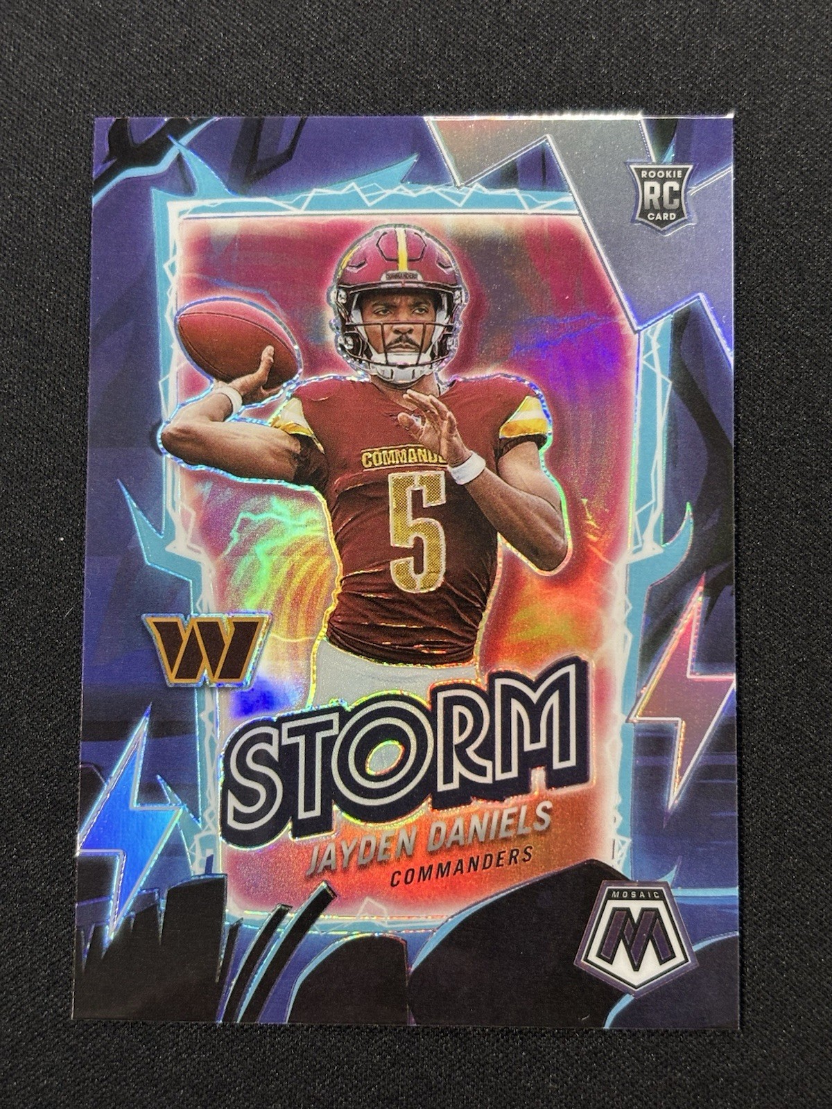 2024 Panini Mosaic - Storm Jayden Daniels #1 Silver Prizm (RC)