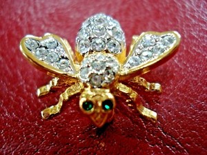 Authentic Retired Joan Rivers Original Bee Pin Gold Plated Clear Paved Crystal Green Eyes
