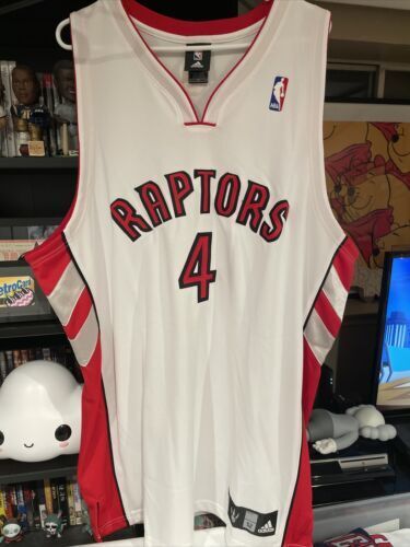 Chris Bosh Raptors Jersey sz XXL – First Team Vintage