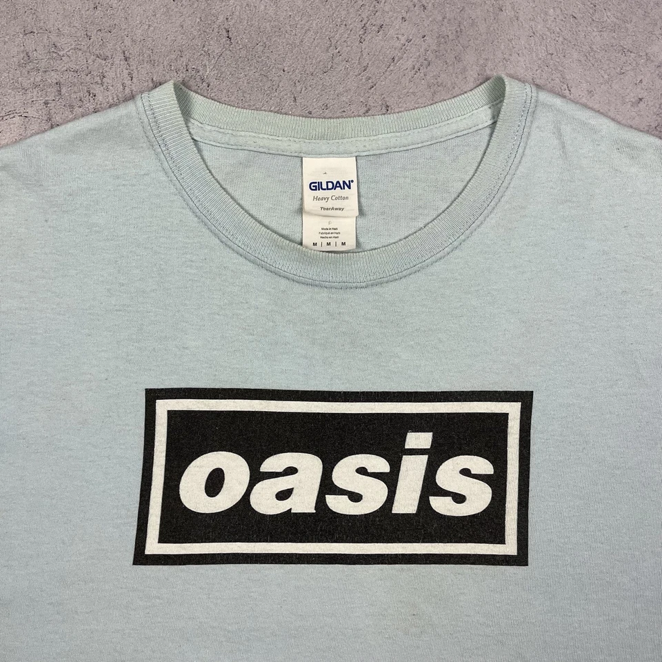 Camiseta de manga corta Oasis Rock Band azul claro talla mediana Gildan algod... - Imagen 3 de 4