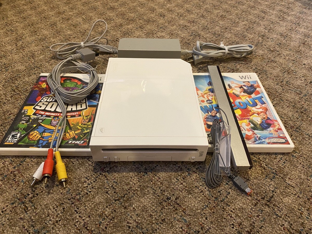 Nintendo Wii RVL-001 512 MB Home Console - White With Games And