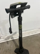 Sunlite Surge Comp Floor Pump Black