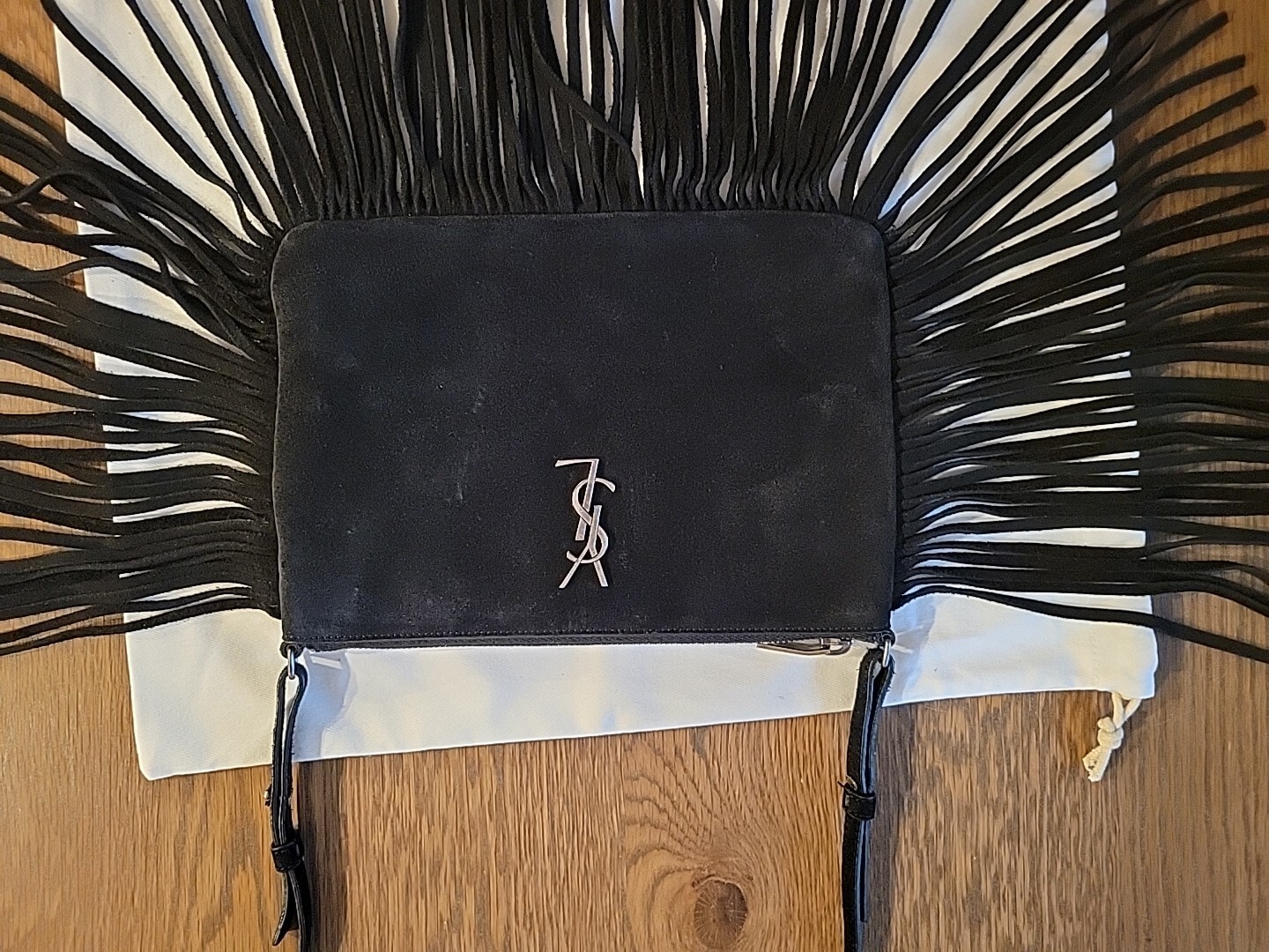 YSL Saint Laurent Borsa Scamosciato Frange Rara Colore Nero Logo Metallo Autentica Vintage