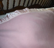 Vintage JCP Dusty Pink Double/Queen Heavy Blanket w/Satin Binding 86” L x 86” W