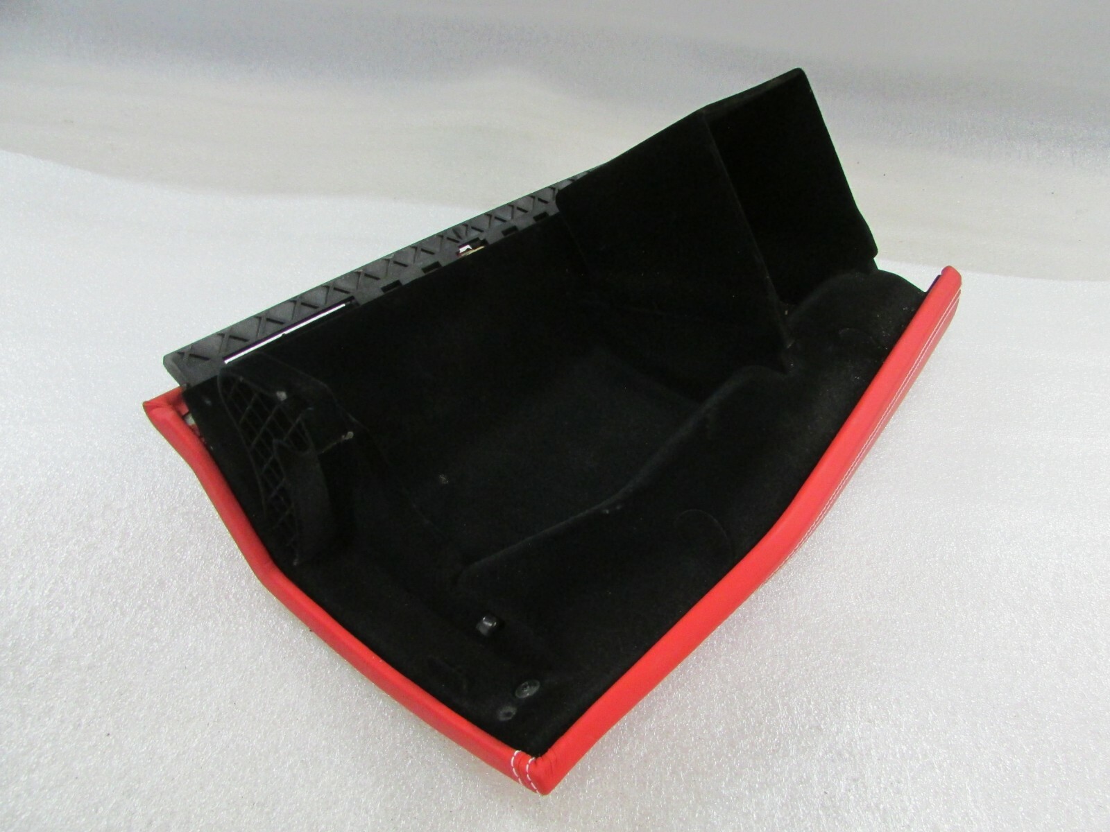 Ferrari 488, Glove Box, Red, Minor Damage, Used, P/N 87272700
