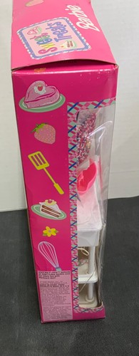 Sweet Treats Barbie Doll Kitchen Set #20780 1998 New in Box - Picture 5 of 7