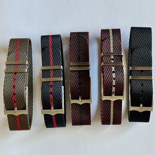 22mm Set of 5 straps - Chevron Fabric Nylon Hook Military Strap (RED) - Picture 5 of 6
