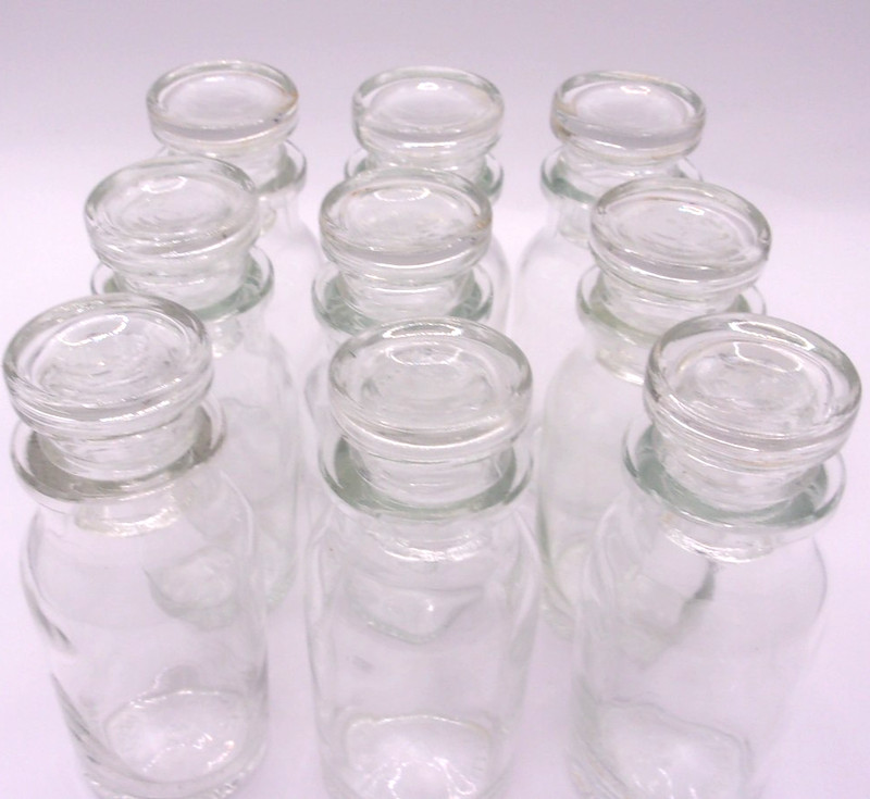 Vintage 9 Spice Jar Glass Bottles With Stopper Apothecary Made in Japan-READ