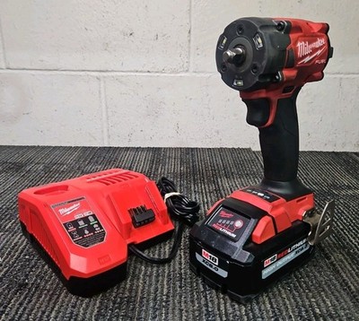 Milwaukee Tools 2854-20 3/8'' Compact Impact Wrench + 8.0 Ah Battery & Charger